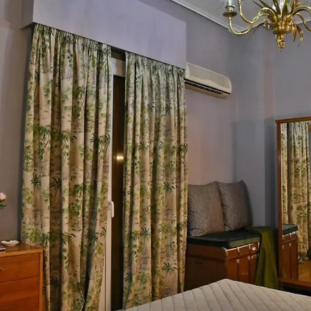 Pepromeno Luxury In The Center Apartment *